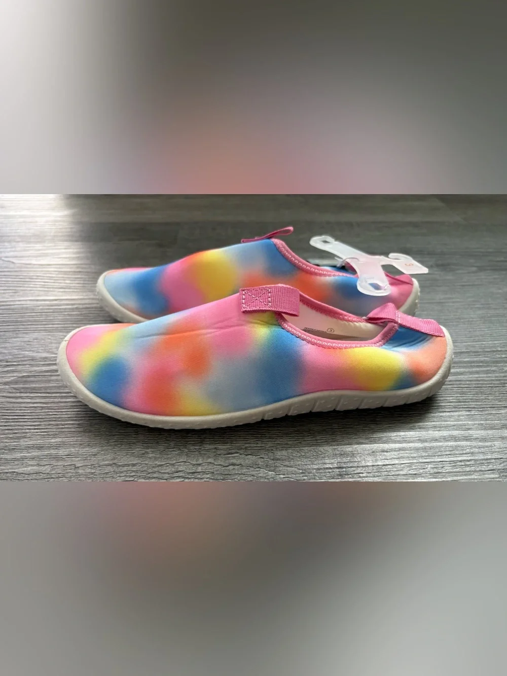 Cat & Jack Pink Multicolor Tie-Dye Slip-On Water Shoes. kid size 3 NWT